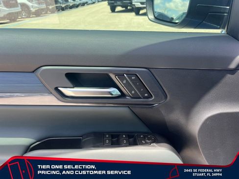 Certified 2026 GMC Terrain AT4 w/ Convenience Package III AWD/4WD image 22