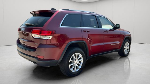 Used 2021 Jeep Grand Cherokee Laredo X AWD/4WD image 4