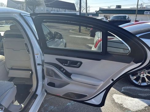 Used 2022 Mercedes-Benz S 580 4MATIC Sedan image 20