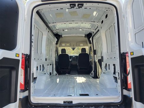 Used 2023 Ford Transit 250 Medium Roof AWD image 23