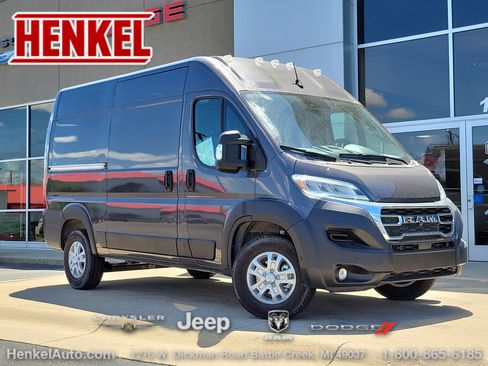 Used 2025 RAM ProMaster 2500 w/ Quick Order Package 22G SLT FWD image 1