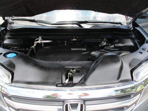 Used 2016 Honda Pilot EX image 32