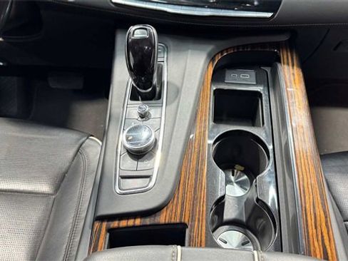 Used 2023 Cadillac Escalade ESV Premium Luxury image 23