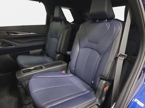 Certified 2026 INFINITI QX60 Sport w/ Dark Cargo Package AWD/4WD image 11