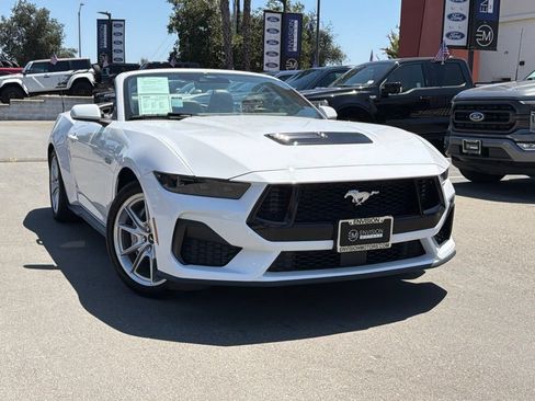 Certified 2025 Ford Mustang GT Premium RWD image 2