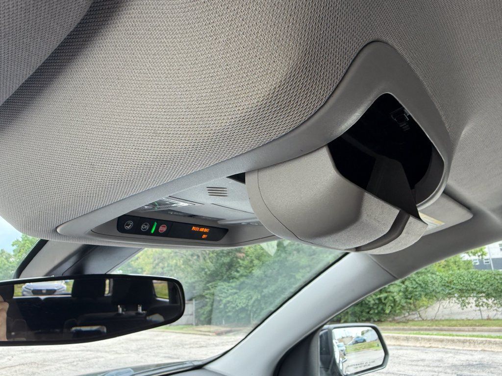 Used 2018 GMC Acadia SLE FWD image 27