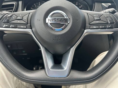 Used 2019 Nissan Rogue Sport SV AWD/4WD image 18