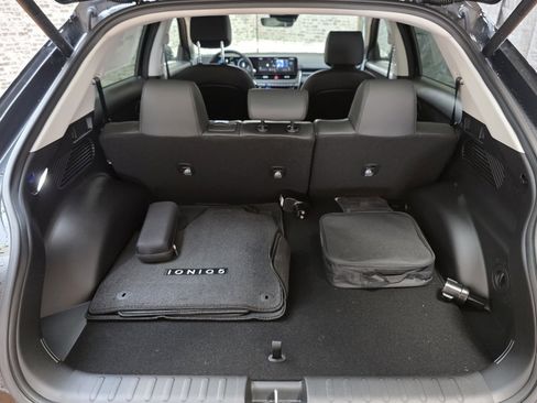 New 2026 Hyundai Ioniq 5 SEL image 15