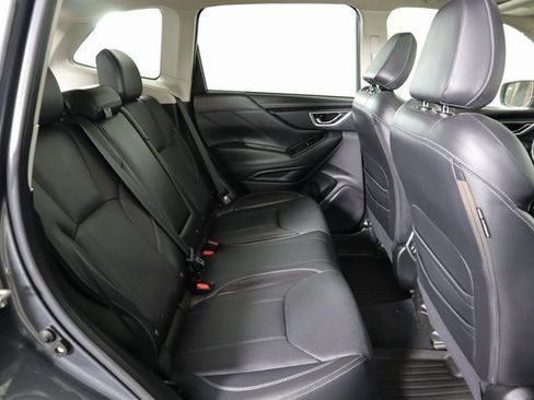 Used 2021 Subaru Forester Limited image 14
