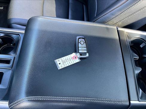 Used 2021 Ford F150 Lariat w/ Equipment Group 502A High image 30