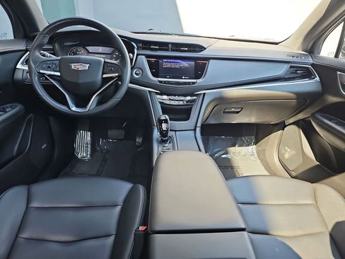 Used 2023 Cadillac XT6 Luxury AWD/4WD image 14