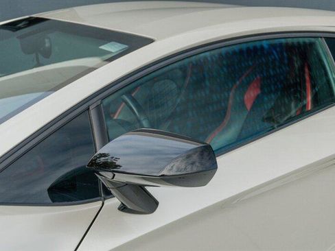 Used 2017 Lamborghini Aventador S image 35