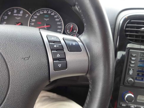 Used 2007 Chevrolet Corvette Convertible w/ Preferred Equipment Group image 21