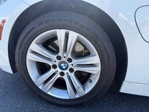 Used 2017 BMW 330e RWD image 5