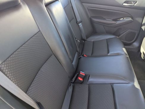 Used 2025 Nissan Altima 2.5 SR image 14