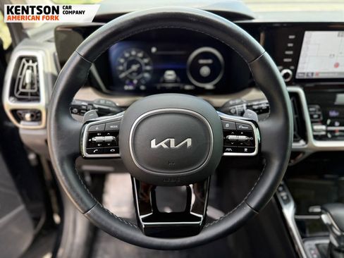 Used 2023 Kia Sorento SX Prestige AWD/4WD image 17