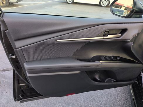 Certified 2025 Toyota Camry SE image 10