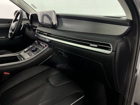 Used 2025 Hyundai Palisade SEL image 32