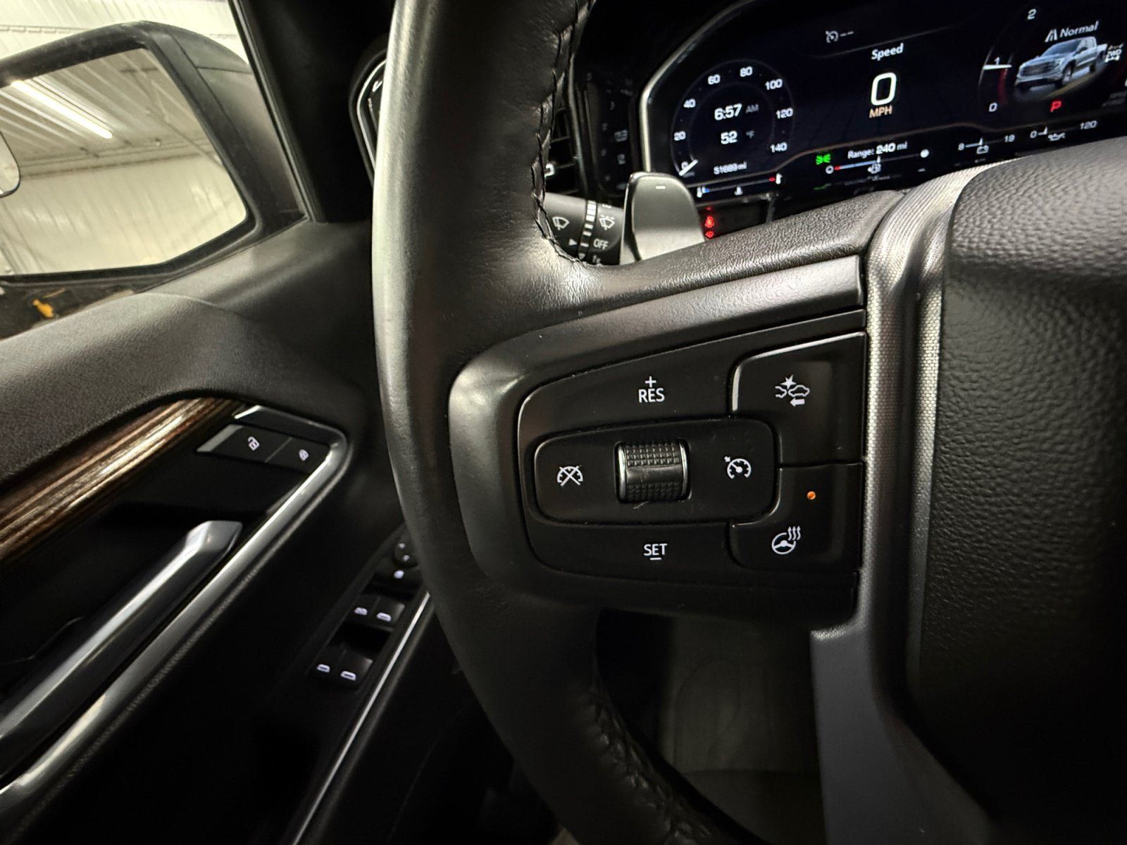 Used 2022 GMC Sierra 1500 Elevation AWD/4WD image 17