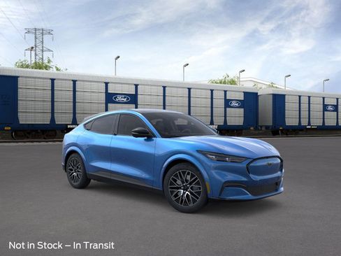 New 2026 Ford Mustang Mach-E Premium image 7