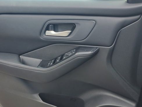 New 2026 Nissan Rogue SV image 14