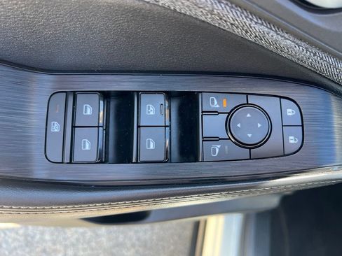 Certified 2023 Nissan Rogue SV AWD/4WD image 47
