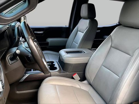 Used 2019 GMC Sierra 1500 SLT RWD image 8