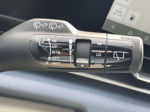 New 2026 Kia Carnival EX FWD image 34