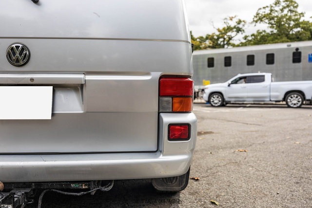 Used 2002 Volkswagen Eurovan MV FWD image 52