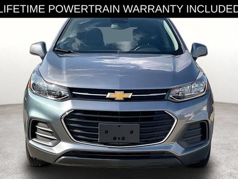 Used 2020 Chevrolet Trax LS w/ Tint and Cruise Package FWD image 4