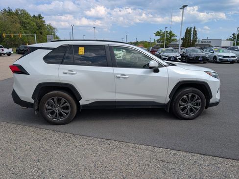 Used 2024 Toyota RAV4 XLE Premium w/ Weather Package AWD/4WD image 6