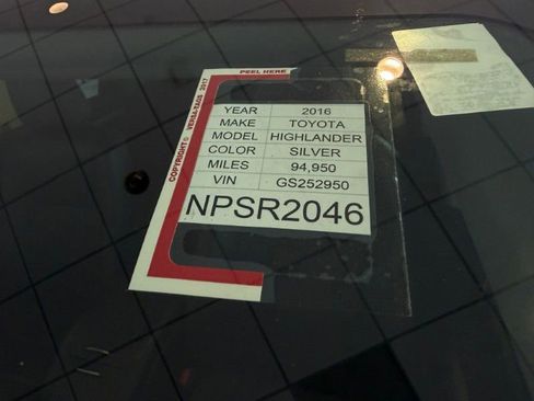 Used 2016 Toyota Highlander XLE image 46