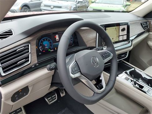 New 2025 Volkswagen Atlas SEL Premium R-Line image 23