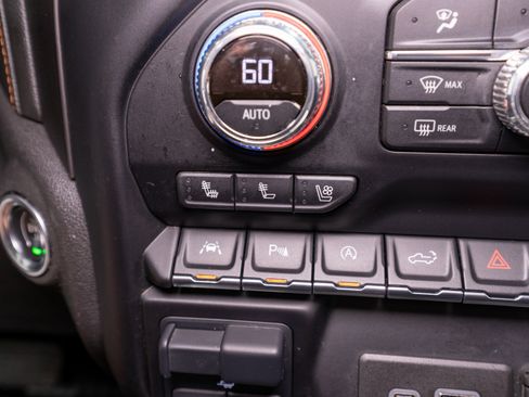 Used 2021 GMC Sierra 1500 AT4 w/ AT4 Value Package AWD/4WD image 25