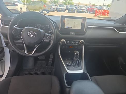 Used 2023 Toyota RAV4 SE w/ Convenience Package AWD/4WD image 21