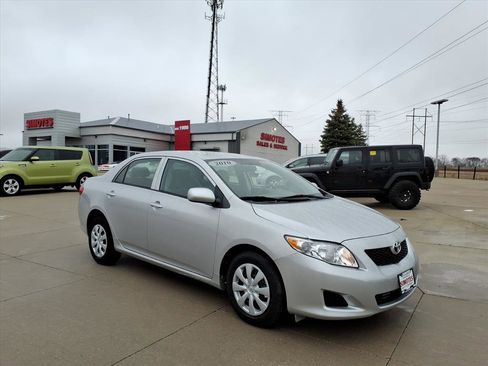 Used 2010 Toyota Corolla LE image 9