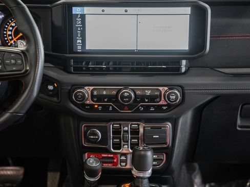 Used 2024 Jeep Wrangler Unlimited Rubicon 392 image 26