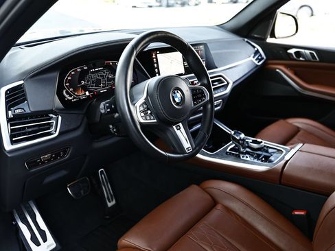 Used 2023 BMW X5 M50i w/ Executive Package AWD/4WD image 16