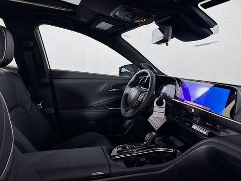 New 2026 Toyota Crown Signia image 33