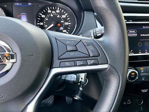 Certified 2019 Nissan Rogue Sport S image 23