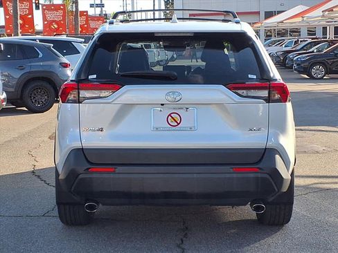 Certified 2023 Toyota RAV4 XLE Premium image 5