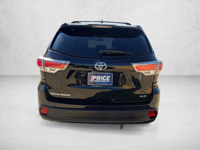 Used 2016 Toyota Highlander XLE FWD image 5
