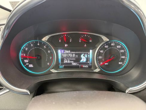 Used 2016 Chevrolet Malibu LT w/ Driver Confidence Package image 16