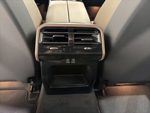 Used 2026 BMW 530i xDrive image 24