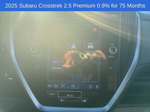 Used 2025 Subaru Crosstrek 2.0i Premium image 18