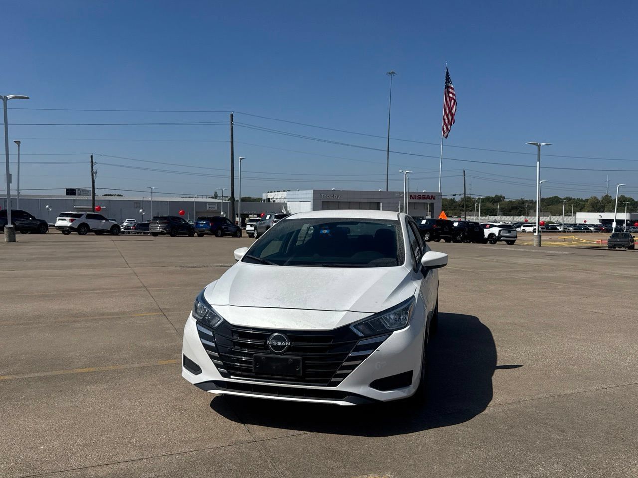 Certified 2023 Nissan Versa SV FWD image 7
