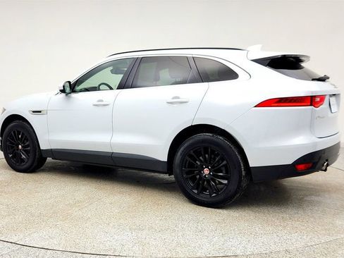 Used 2018 Jaguar F-PACE Prestige image 7