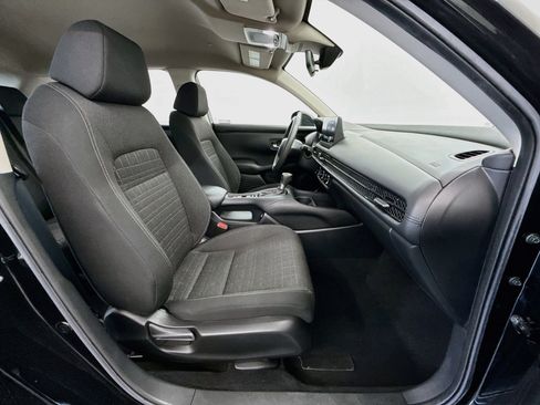 Used 2023 Honda HR-V LX image 29