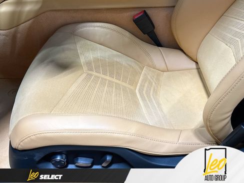 Used 2026 Chevrolet Corvette Stingray Premium Cpe RWD image 24
