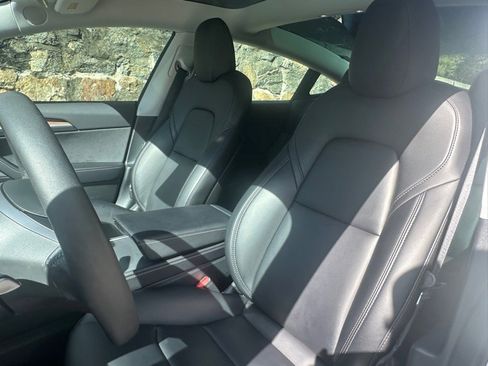 Used 2022 Tesla Model 3 Long Range image 24